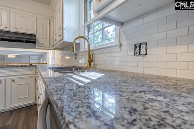Beautifully updated 4br/3.5ba tri-level home in Coldstream with - photo 12