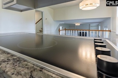 Beautifully updated 4br/3.5ba tri-level home in Coldstream with - photo 14