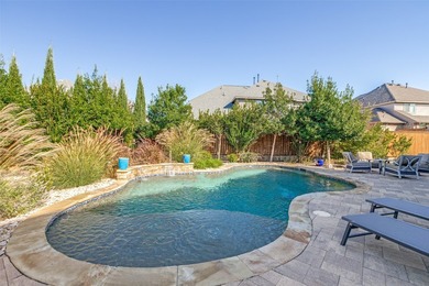 HUGE Cul-de-Sac lot! Back Yard Oasis with Pool + Massive Side - photo 4