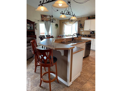 This 3132 sq ft 4 bedroom 3 bath Ranch style home with a walk - photo 24