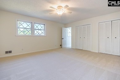 Beautifully updated 4br/3.5ba tri-level home in Coldstream with - photo 28