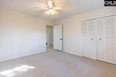 Beautifully updated 4br/3.5ba tri-level home in Coldstream with - photo 34