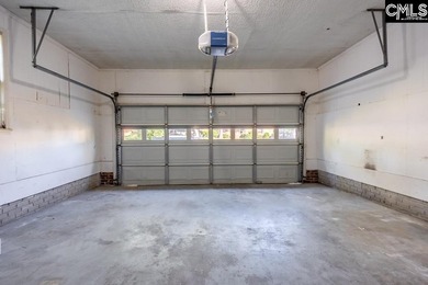 Beautifully updated 4br/3.5ba tri-level home in Coldstream with - photo 37