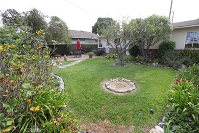 Nestled within one of Huntington Beach's original and most - photo 3