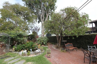 Nestled within one of Huntington Beach's original and most - photo 10