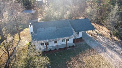 Holly Lake Ranch / Holly Lake Home For Sale in Holly Lake Ranch Texas