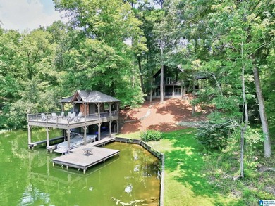 Welcome to your ultimate lakefront retreat! Discover the perfect - photo 1