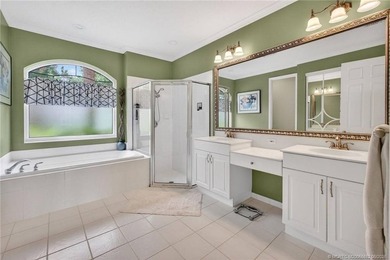 Lovely 4-bedroom, 3-bath, 3-car garage home in the prestigious - photo 14