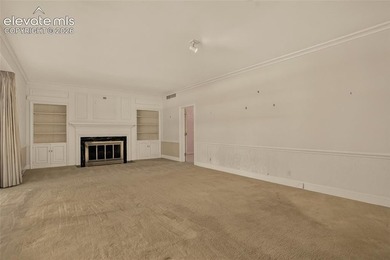 Lovingly preserved and timeless 1954 brick Colonial ranch on a - photo 7