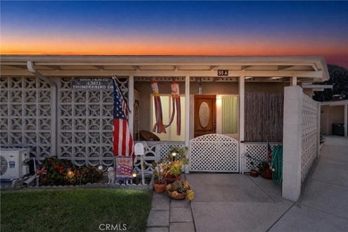 Discover a conveniently located end-unit residence in Mutual 1 - photo 1