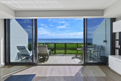 Recently renovated, fully furnished and turnkey 3 bedroom, 2 1/2 - photo 2