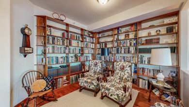 Make this fabulous lake-view condo yours today! Top floor - photo 14