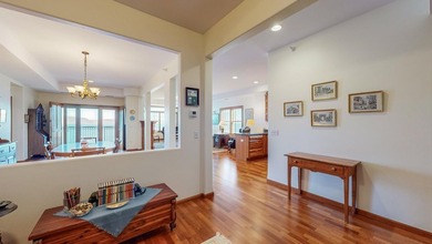 Make this fabulous lake-view condo yours today! Top floor - photo 15