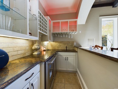 24hr notice to show: This beautiful home has custom