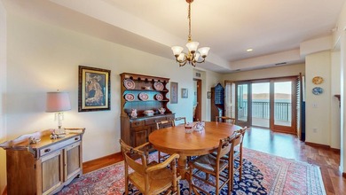 Make this fabulous lake-view condo yours today! Top floor - photo 18