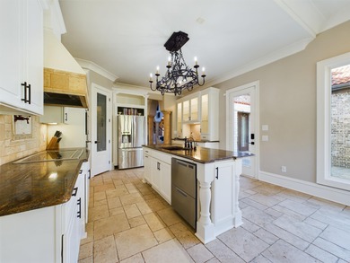 24hr notice to show: This beautiful home has custom