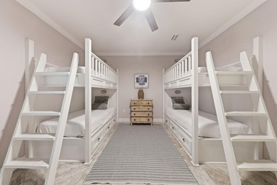 Welcome to Driftwood Townhomes, where coastal living and - photo 11