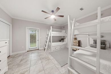 Welcome to Driftwood Townhomes, where coastal living and - photo 13