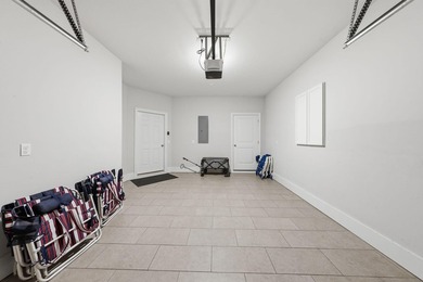 Welcome to Driftwood Townhomes, where coastal living and - photo 18