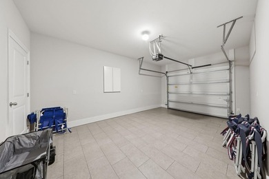 Welcome to Driftwood Townhomes, where coastal living and - photo 19