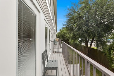 Welcome to Driftwood Townhomes, where coastal living and - photo 20