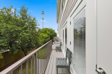 Welcome to Driftwood Townhomes, where coastal living and - photo 22