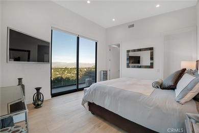 Commanding 180 degrees valley views from a rare, elevated perch - photo 30