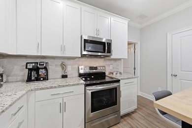 Welcome to Driftwood Townhomes, where coastal living and - photo 31