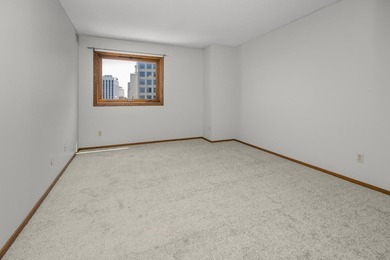 Soaring above the city on the 23rd floor, this refined 2-bedroom - photo 31