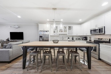 Welcome to Driftwood Townhomes, where coastal living and - photo 32