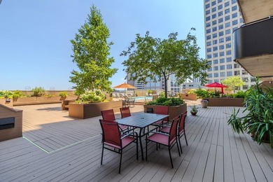 Soaring above the city on the 23rd floor, this refined 2-bedroom - photo 35
