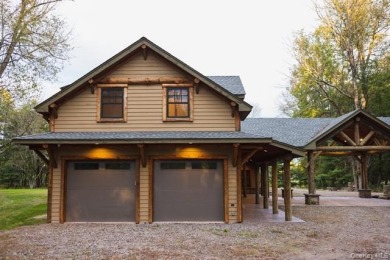 Beautifiul Contemorary Log Home - photo 22
