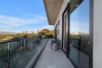 Commanding 180 degrees valley views from a rare, elevated perch - photo 43