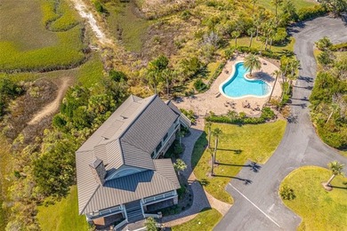 Towering oak trees set the stage for this beautiful homesite - photo 3