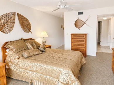Top-floor furnished waterfront condo with sailboat access and - photo 13