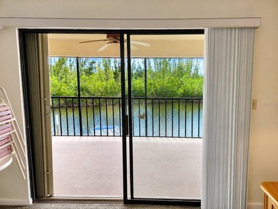 Top-floor furnished waterfront condo with sailboat access and - photo 15