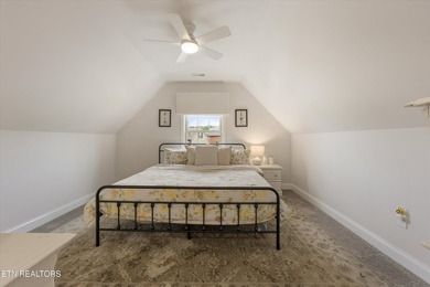 Some homes are built with beautiful finishes. Others are built - photo 33