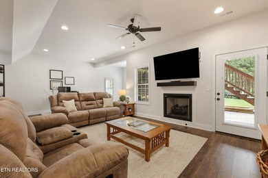 Some homes are built with beautiful finishes. Others are built - photo 36