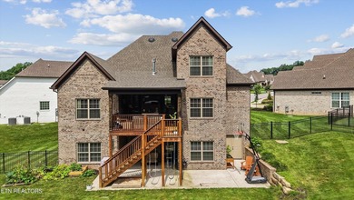 Some homes are built with beautiful finishes. Others are built - photo 45