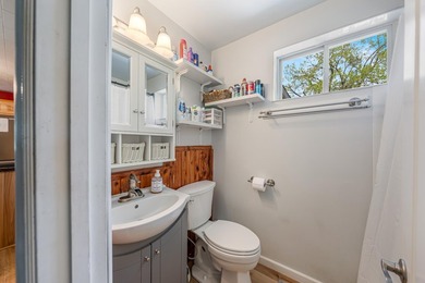 Waterfront ranch-style retreat on a channel off the Wolf River! - photo 15