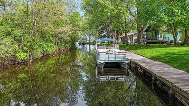 Waterfront ranch-style retreat on a channel off the Wolf River! - photo 37