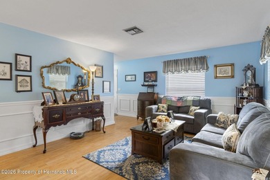 3/2/2 Home - NO HOA - NOT IN A FLOOD ZONE - BEAUTIFULLY - photo 8