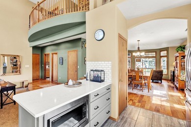 Peaceful country living in the heart of the mountains. This gem - photo 15