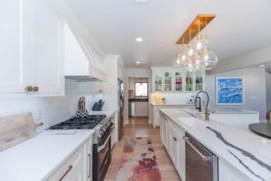 Welcome to 116 Bay Rock Circle, where everyday living feels like - photo 17