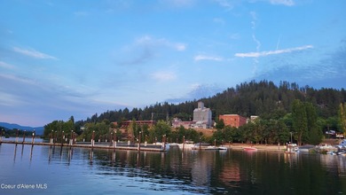 Enjoy breathtaking lake views from these lots in the Stonegate - photo 8