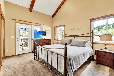 Peaceful country living in the heart of the mountains. This gem - photo 19