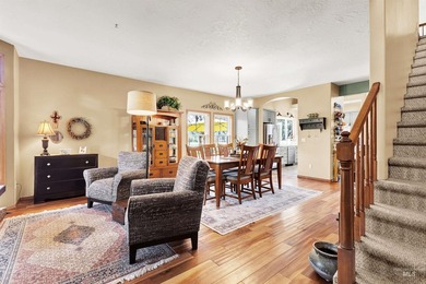Peaceful country living in the heart of the mountains. This gem - photo 25