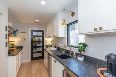 Welcome to 116 Bay Rock Circle, where everyday living feels like - photo 29