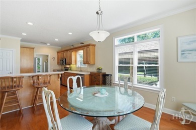 Location, location, location! Walk to the waterfront, marina - photo 10