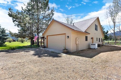Peaceful country living in the heart of the mountains. This gem - photo 40
